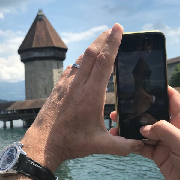 Foto von FoodTrailer mit dem Handy fotografieren in Luzern