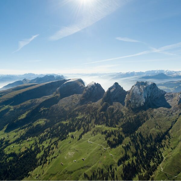 Luftaufnahme von Churfirsten: FoodTrail Toggenburg